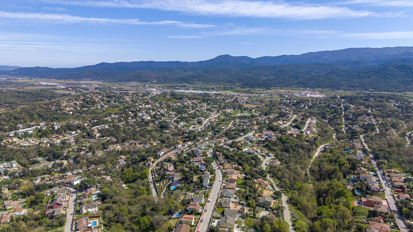 Enselva't. Panoràmica Riells i Viabrea.