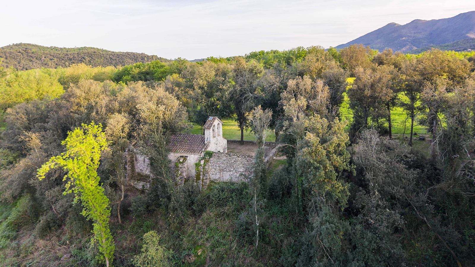 Enselva't. Ermita de Sant Just i Pastor. (Cellera de Ter)