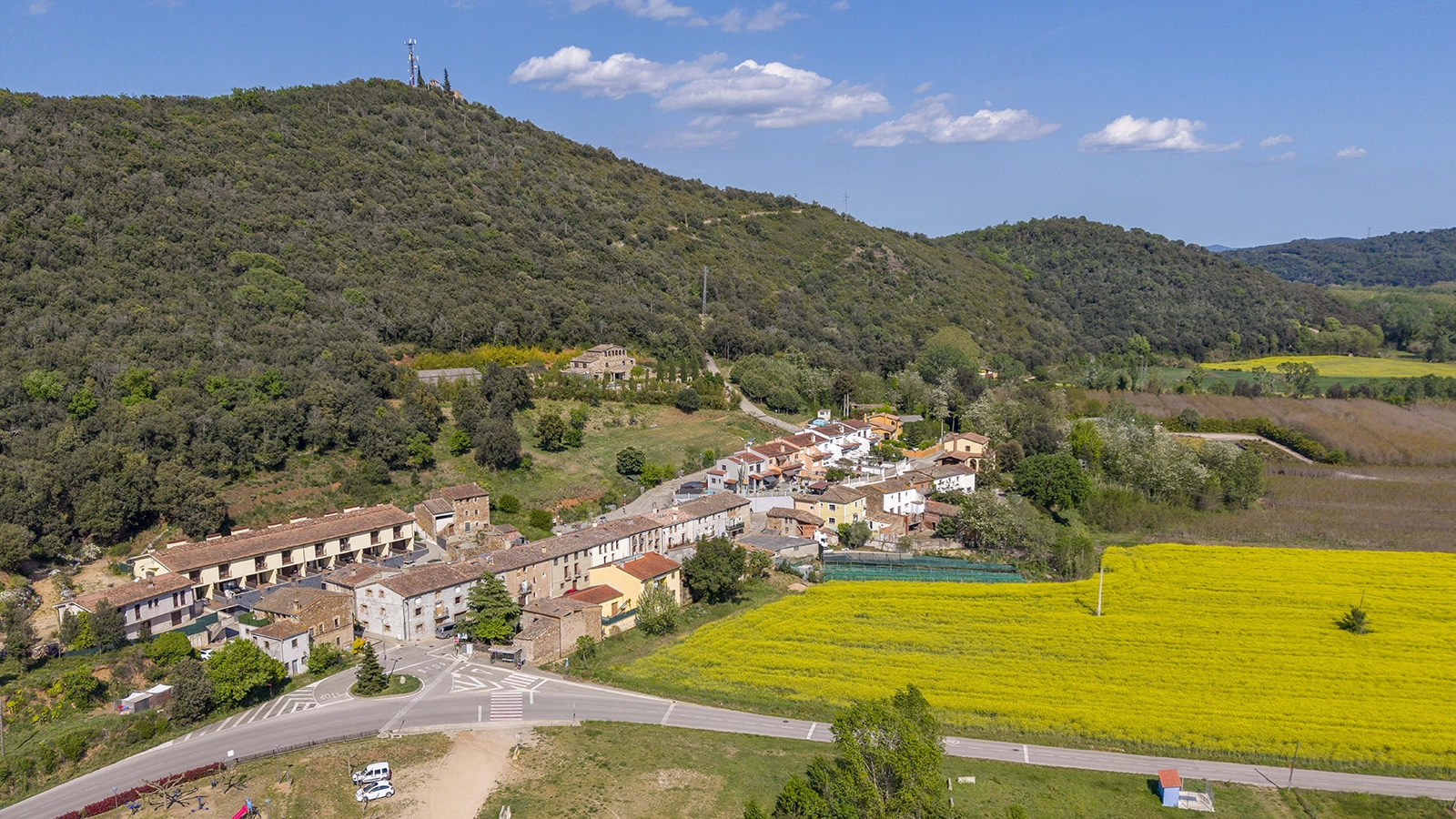 Enselva't. Panoràmica Sant Julià del Llor i Bonmatí.