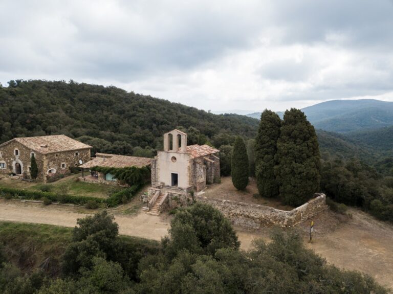 Foto: Vescomtat de Cabrera. Santa Susanna de Caulès (Vidreres).