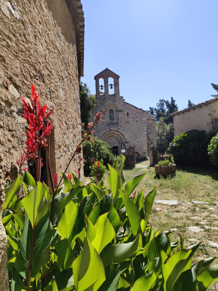 Enselva't. Monestir de Sant Pere de Cercada. Santa Coloma de Farners. 2