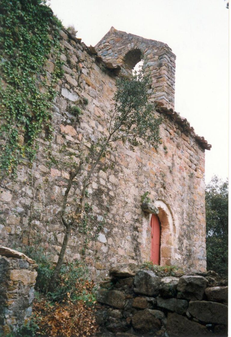Ermita de Sant Agustí de Lloret Salvatge